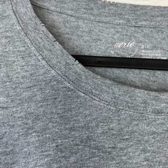 NWT Offline by Aerie Oversized Grey Printed Jersey Boyfriend T-Shirt Size Medium - Picture 5 of 10